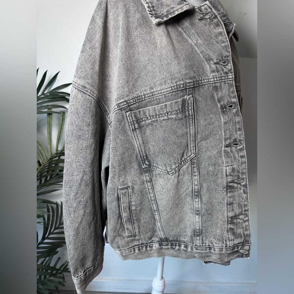 NWT Ashley Stewart Women’s Stonewashed Gray Swingback Jean Jacket size 22/24 - Picture 6 of 9